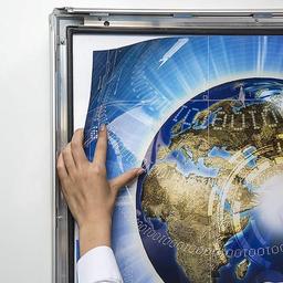 Cadre lumineux LED Premium Outdoor 35 mm DIN B0 format affiche, recto - Image 9