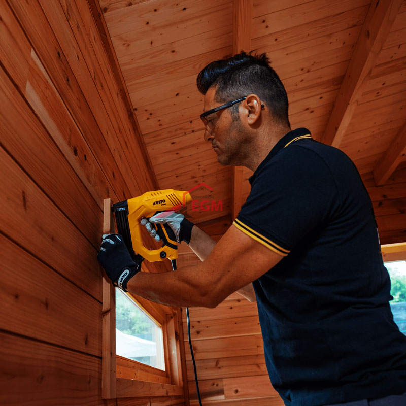 AGRAFEUSE CLOUEUSE ELECTRIQUE 575W VITO Agrafeuse cloueuse électrique 575W VITO, outil de bricolage puissant et polyvalent